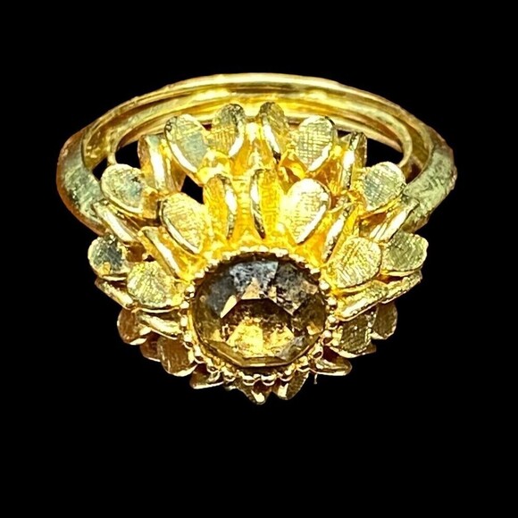 Vtg 1974 Avon Ring Sunflower Faux Brown Topaz Goldtone Sun Flower w Box Medium - Picture 1 of 8